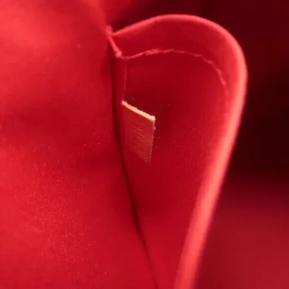 100% Authentic Louis Vuitton Brea Red Monogram Patent Leather Satchel - Picture 10 of 12